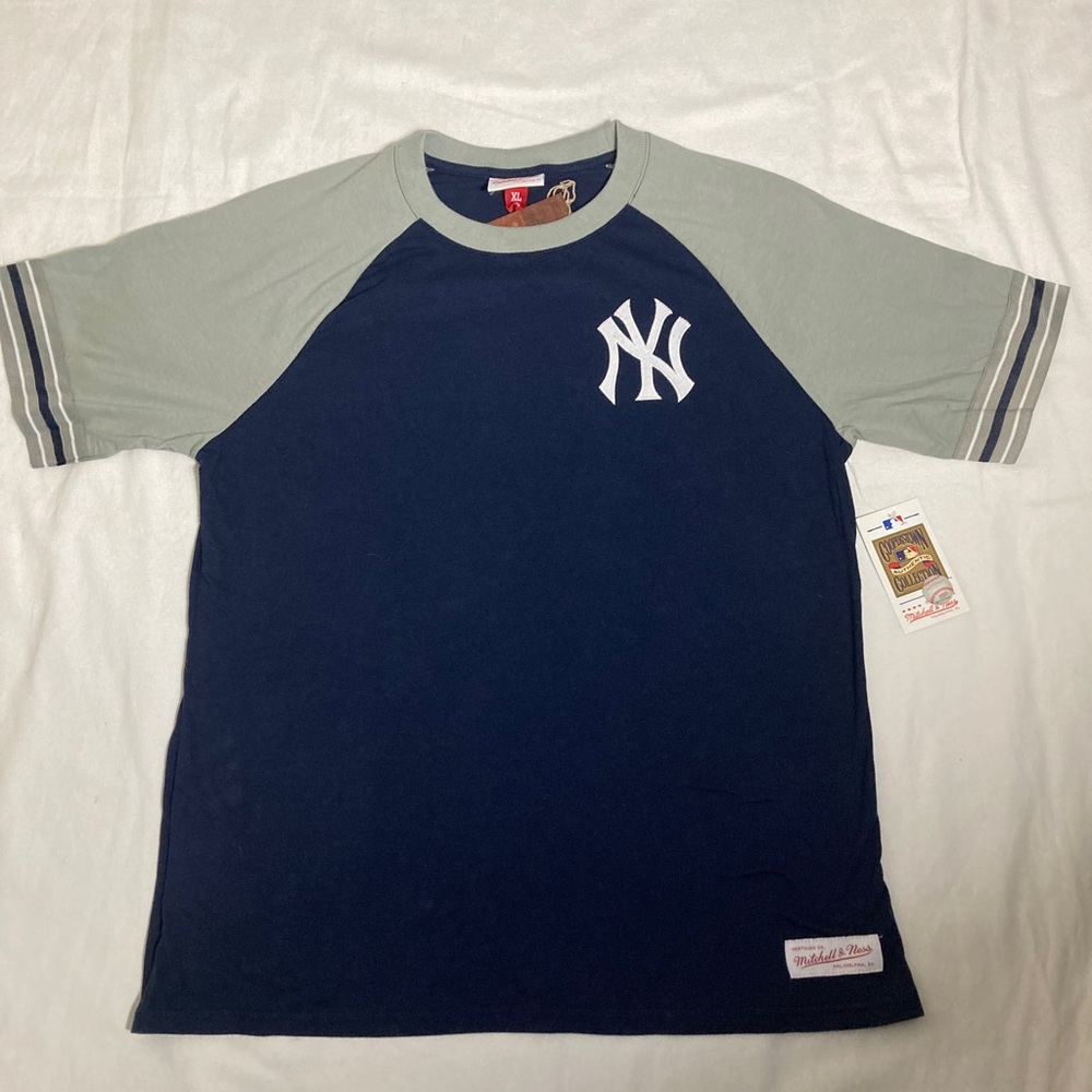 New York Yankees Team Captain Tee by Mitchell & Ness.